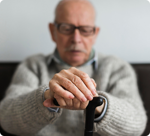 Early Warning Signs of Parkinson's Disease: A Complete Guide